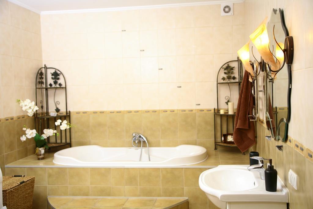 Golden park Apartments Umanʼ Dış mekan fotoğraf