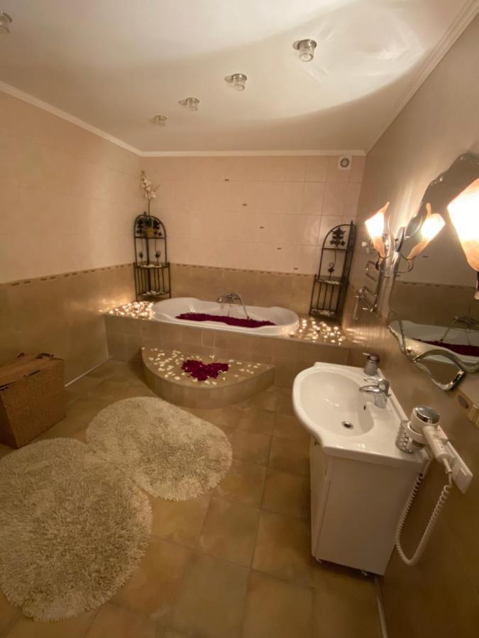 Golden park Apartments Umanʼ Dış mekan fotoğraf